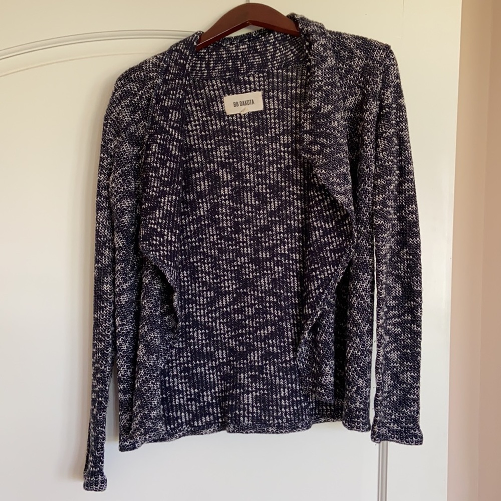 BB Dakota sweater